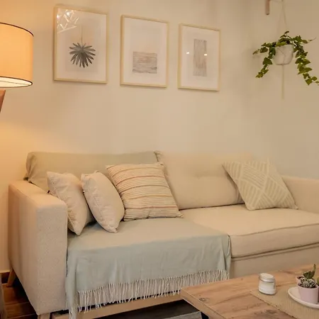 Aphrodite's On Agia Sofia Midas Apartment *